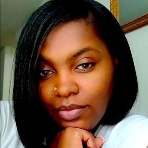 Meet your Posher, Jazmine